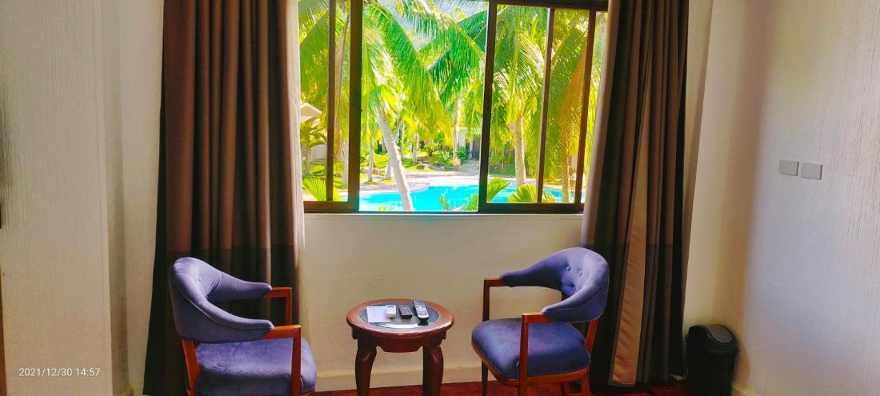 Chateau Bleu Resort Calamba  Kültér fotó